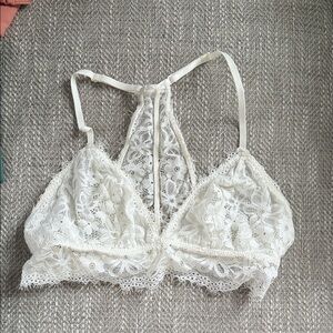 Medium aerie lace bralette